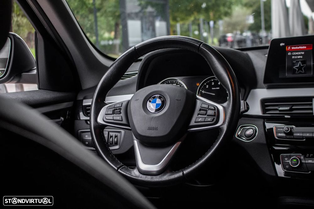 BMW X1 25 e xDrive - 35