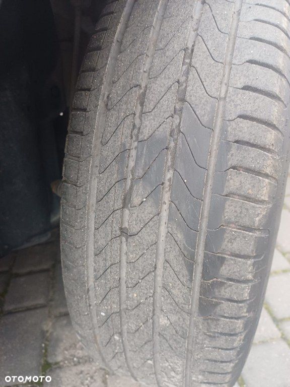 Volkswagen Caddy - 9