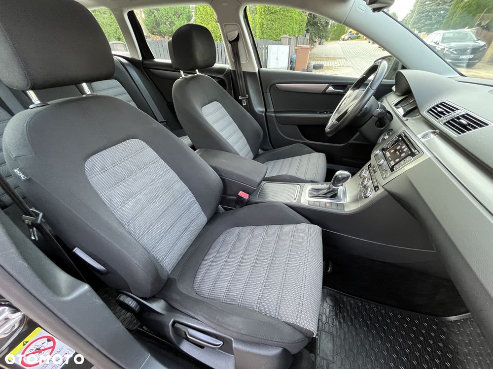 Volkswagen Passat 2.0 TDI DSG BlueMotion Technology Highline - 14