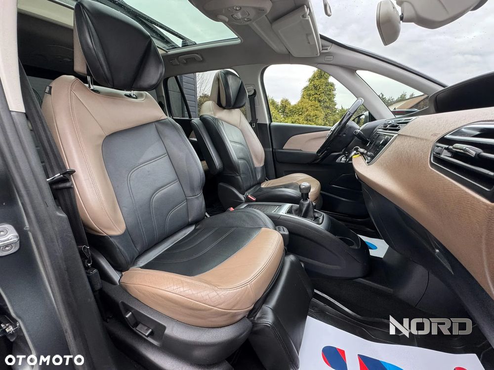 Citroën C4 Grand Picasso e-HDi 115 Exclusive - 17