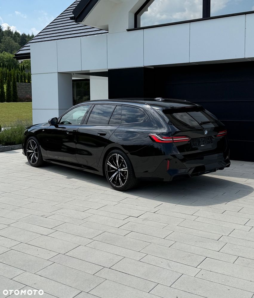 BMW Seria 5 520d xDrive - 31