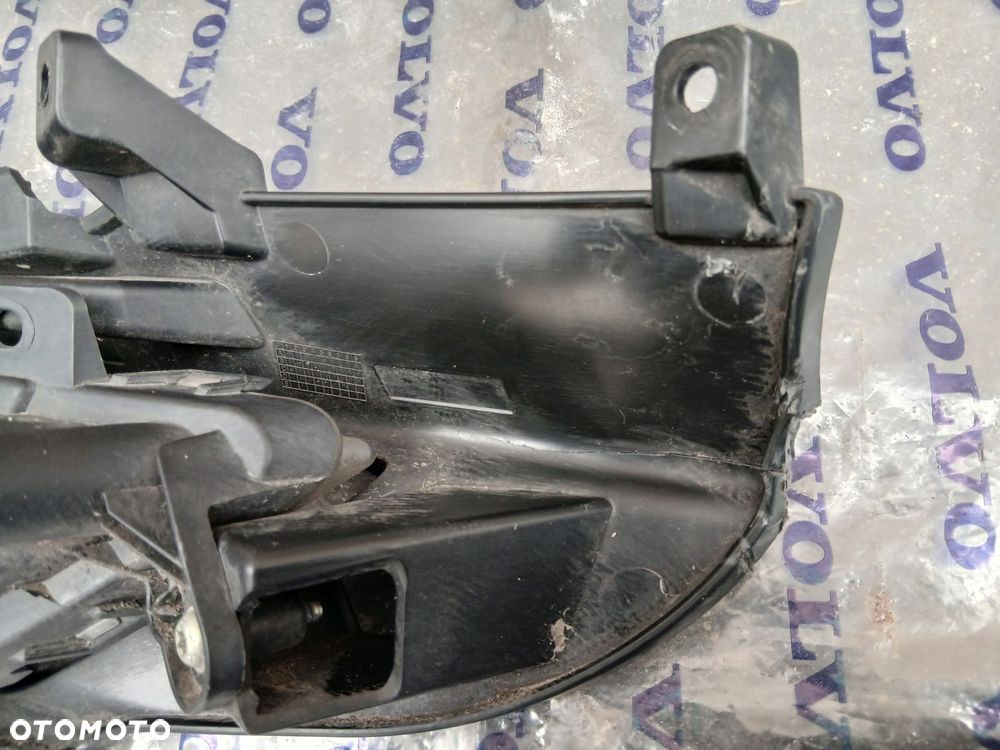 halogen lewy 32337364 ramka volvo xc60 ii 2020r - 5