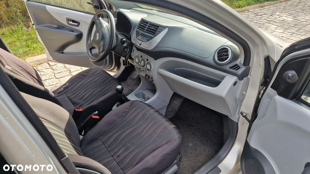 Nissan Pixo 1.0 Visia - 8