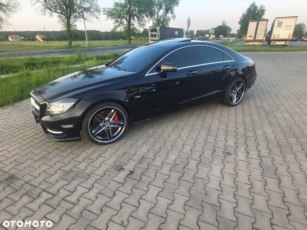 Mercedes-Benz CLS 500 4-Matic BlueEff - 6