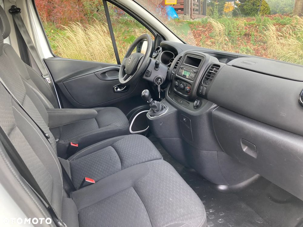 Opel VIVARO - 10