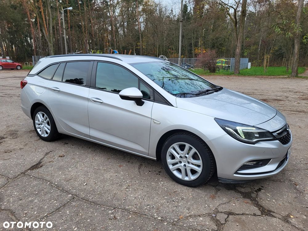 Opel Astra - 1