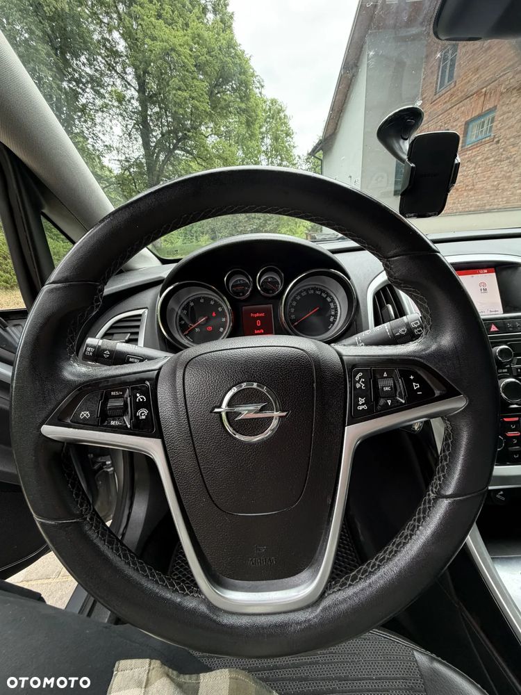 Opel Astra 1.4 T Sport - 11
