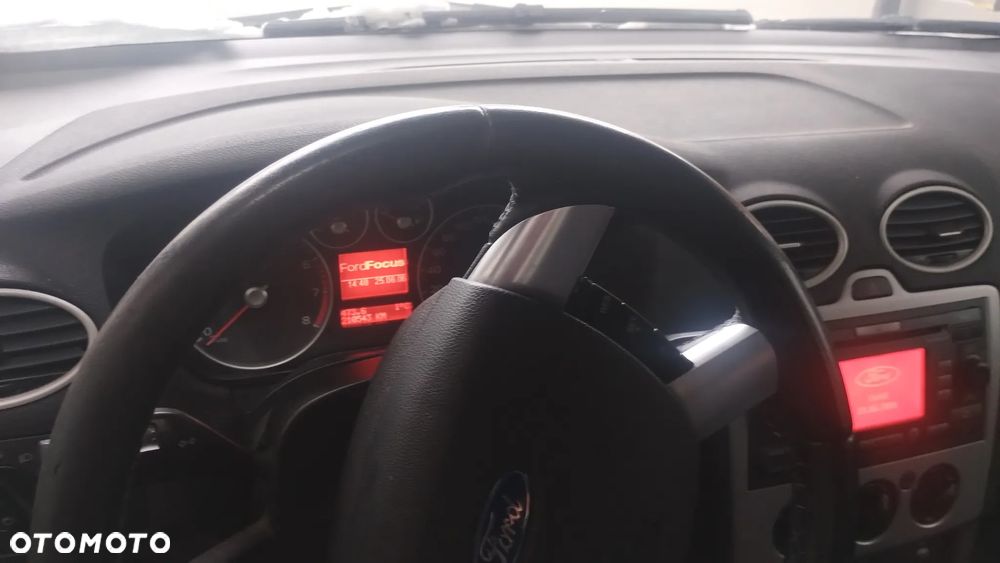 Ford Focus 1.6 Platinium X - 4