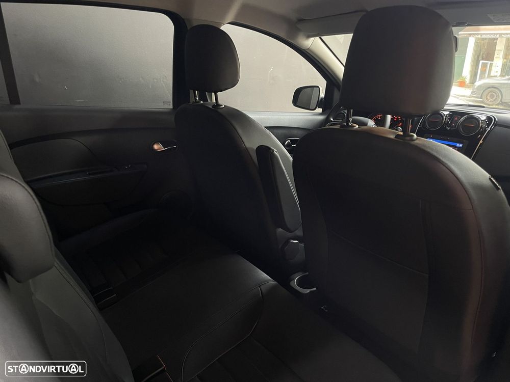 Dacia Sandero 0.9 TCe SL Stepway of Life - 13