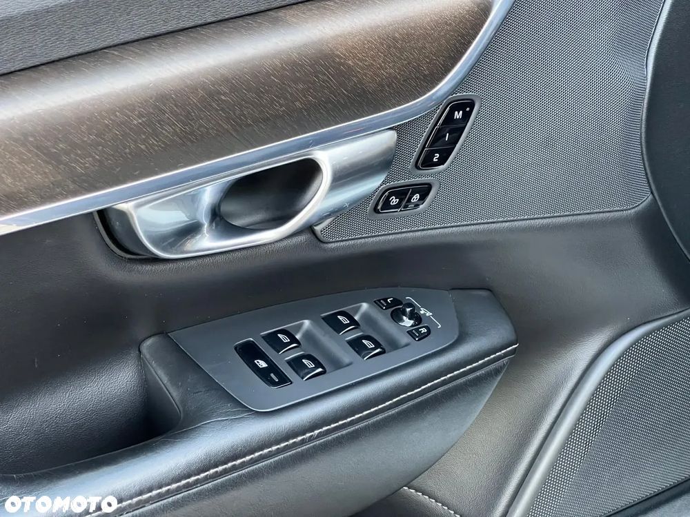 Volvo V90 Cross Country - 15