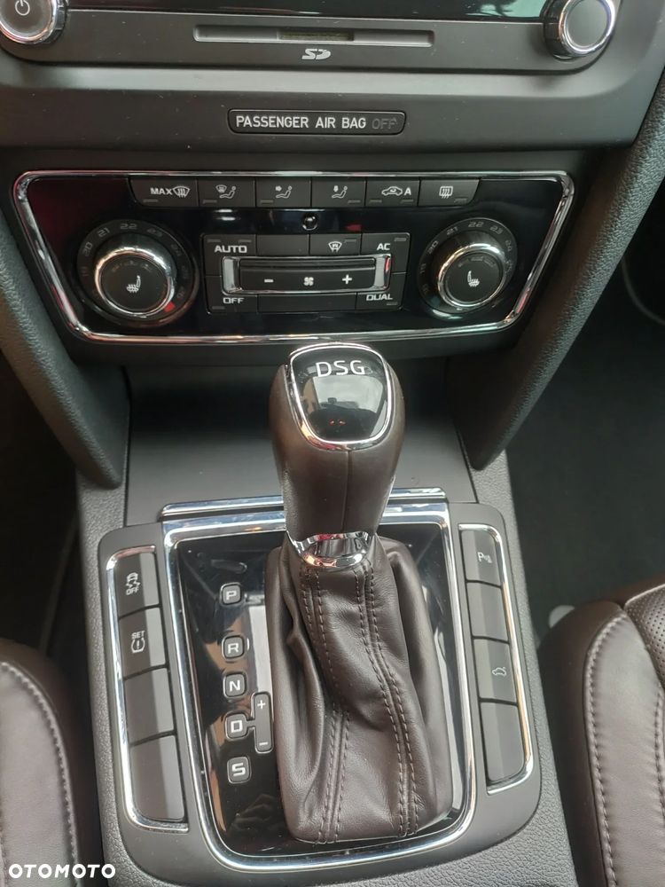 Skoda Superb 2.0 TSI L&K DSG - 20