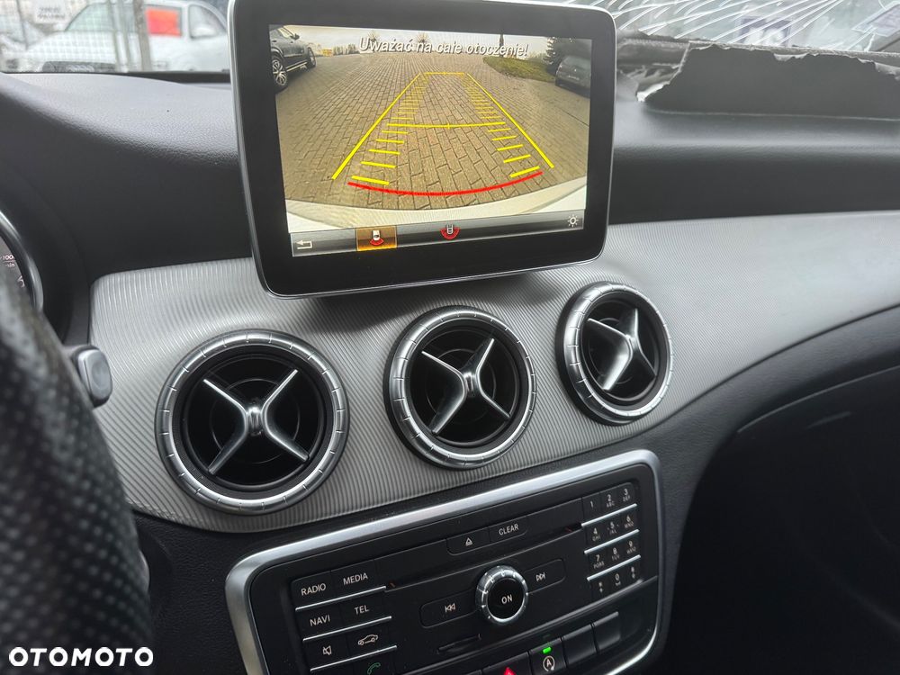 Mercedes-Benz CLA 200 d 7G-DCT UrbanStyle Edition - 9