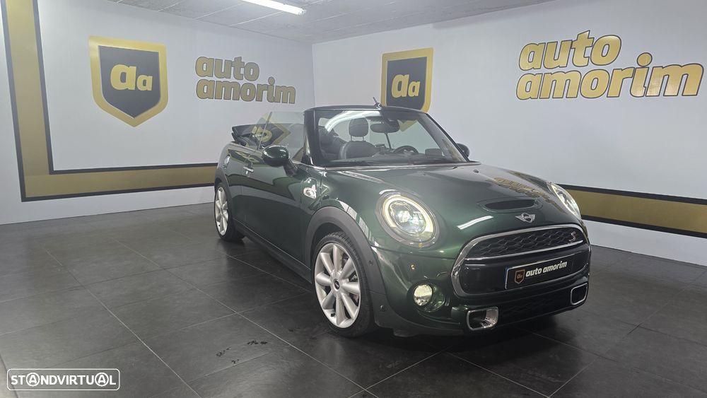 MINI Cabrio Cooper S Sidewalk - 9