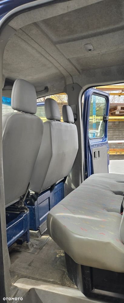 Volkswagen Crafter - 13