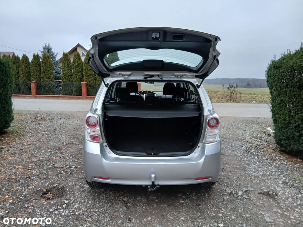 Toyota Verso 1.8 Executive - 39