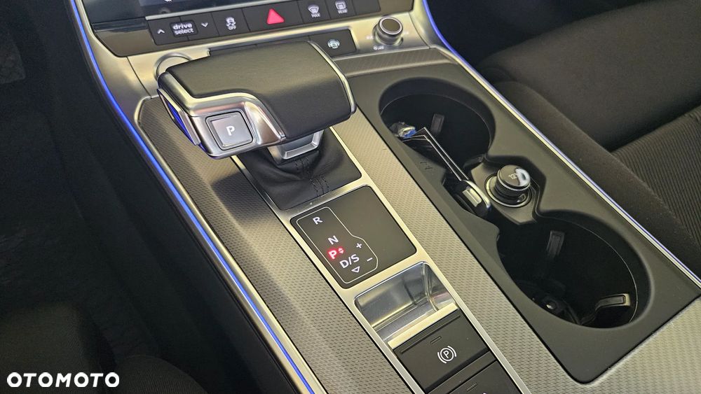 Audi A6 Avant 50 TDI quattro tiptronic - 34