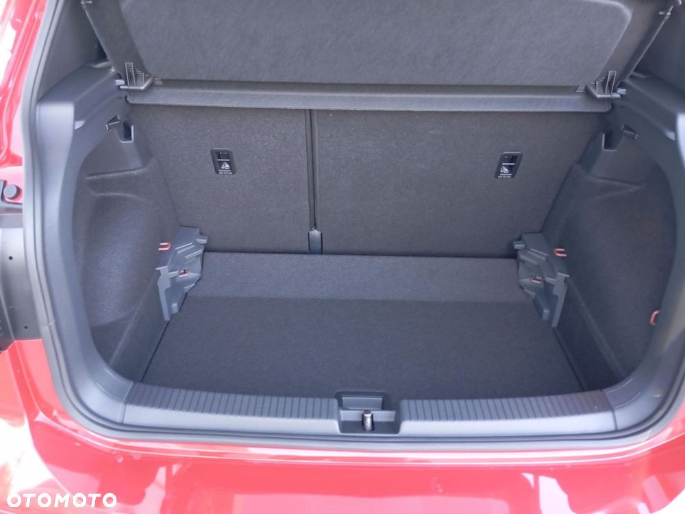 Volkswagen T-Cross - 19