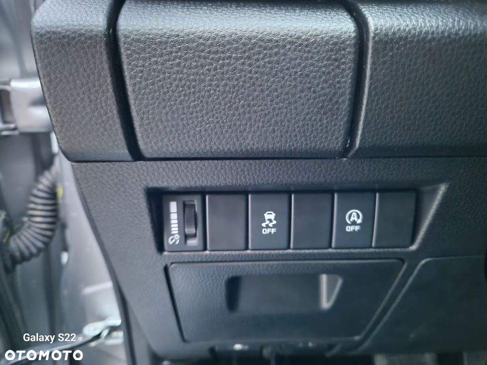 Isuzu D-Max 1.9 EC LSX - 17