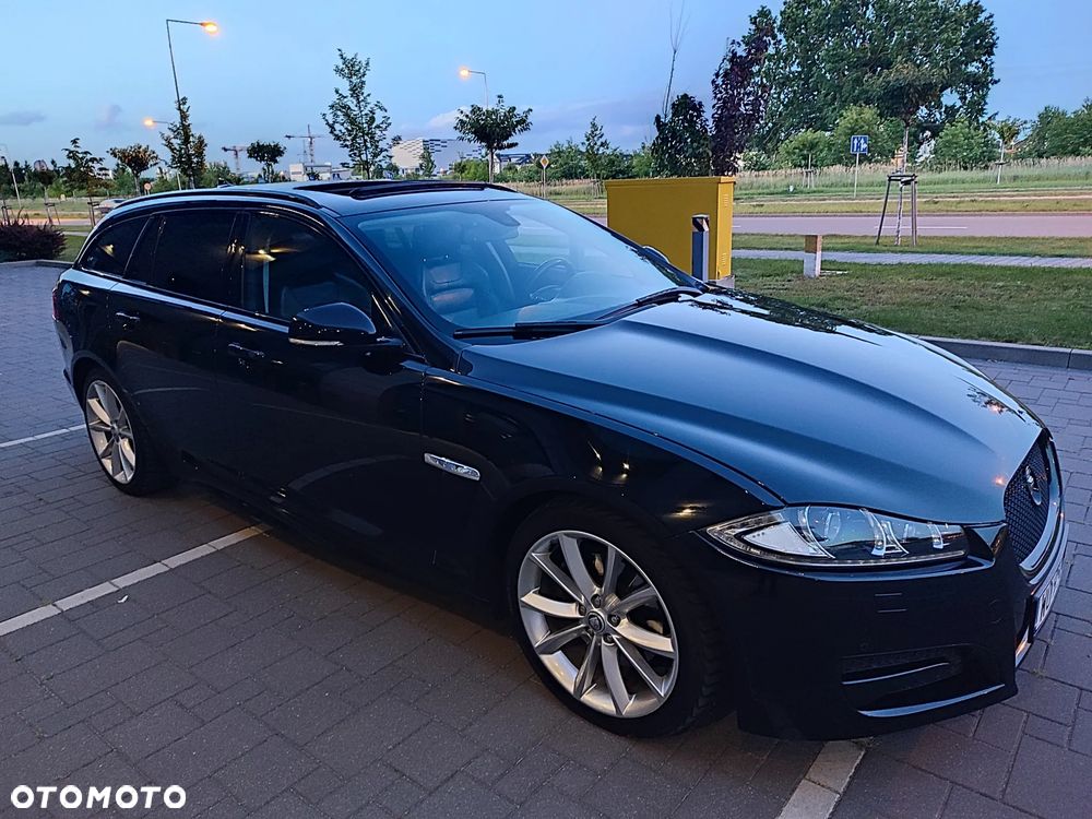 Jaguar XF 2.2 D R-Sport - 8