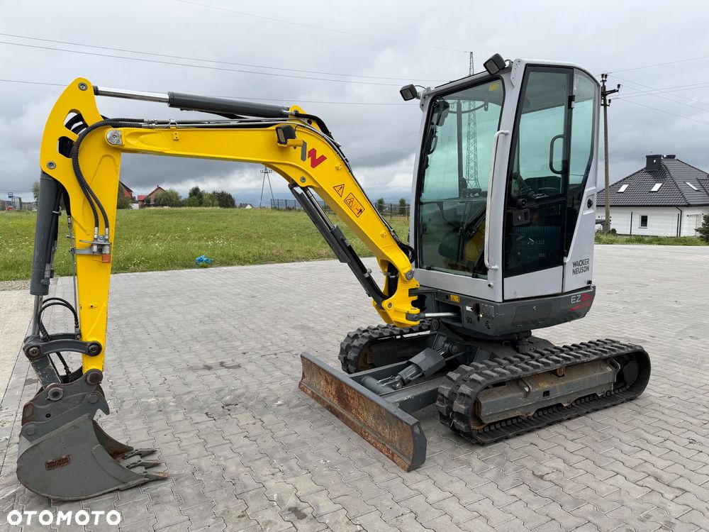 Wacker Neuson EZ26 - 10