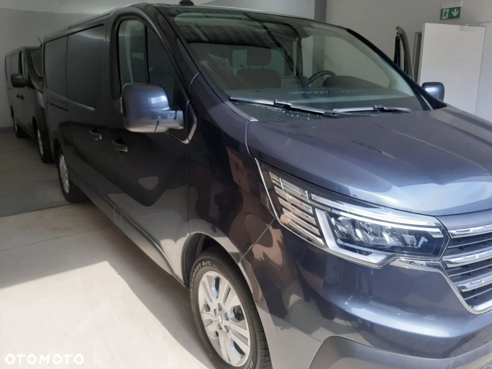 Renault Trafic 2.0 dCi - 8