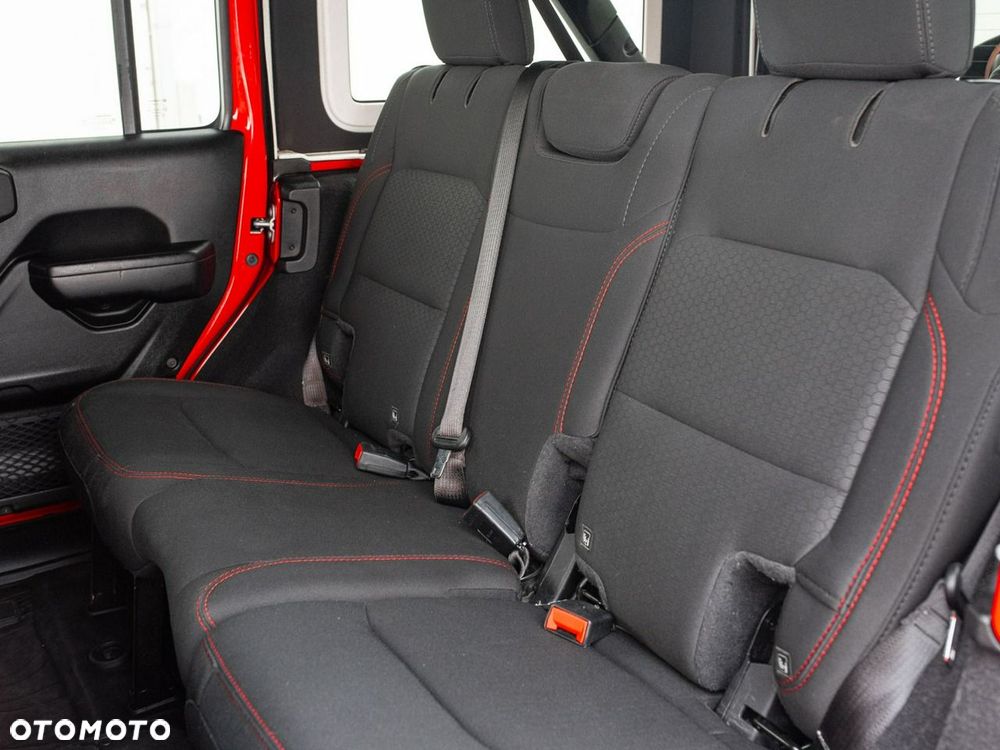 Jeep Wrangler Unlimited GME 2.0 Turbo Rubicon - 30