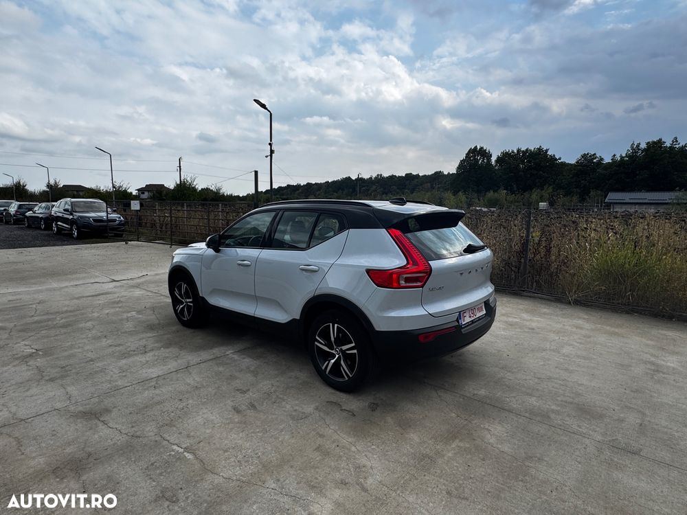 Volvo XC 40 - 5