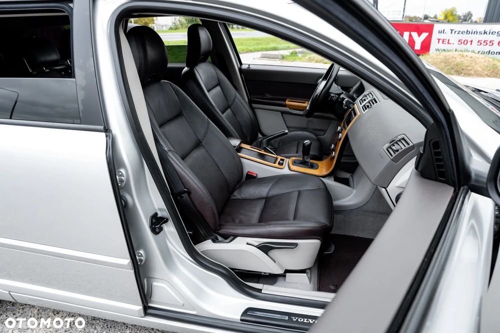 Volvo V50 D5 DPF Momentum - 25