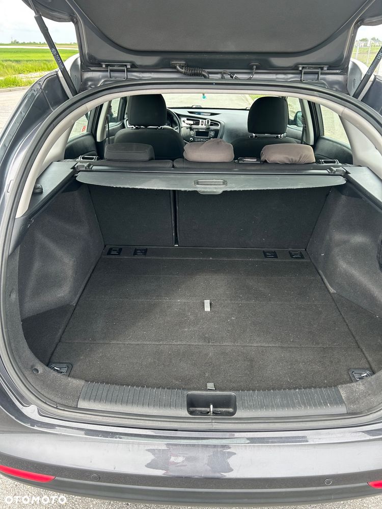 Kia Ceed 1.6 CRDi M - 14