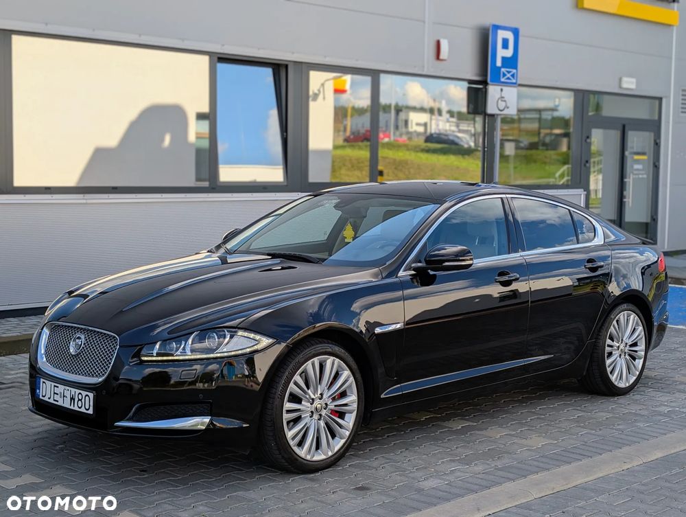 Jaguar XF 3.0 T AWD Luxury - 1