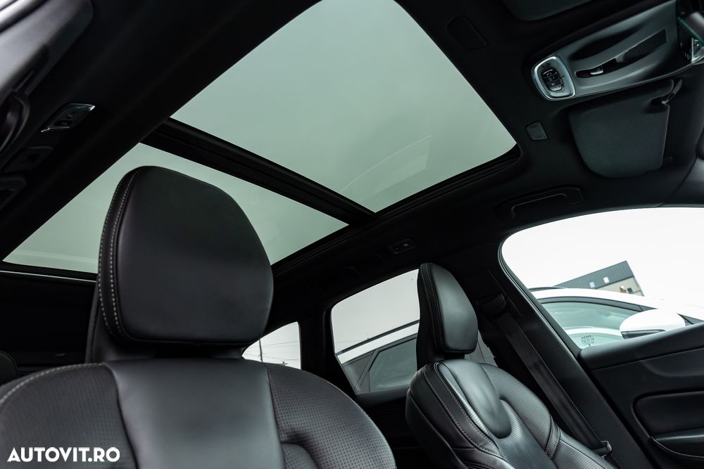 Volvo XC 60 B5 D AWD Geartronic RDesign - 22