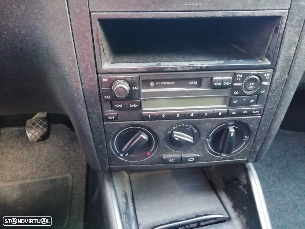 VW Golf 1.4i Confortline JE+AC - 10