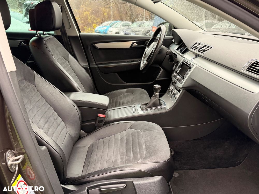 Volkswagen Passat Variant 1.4 TSI BlueMotion Technology Highline - 4