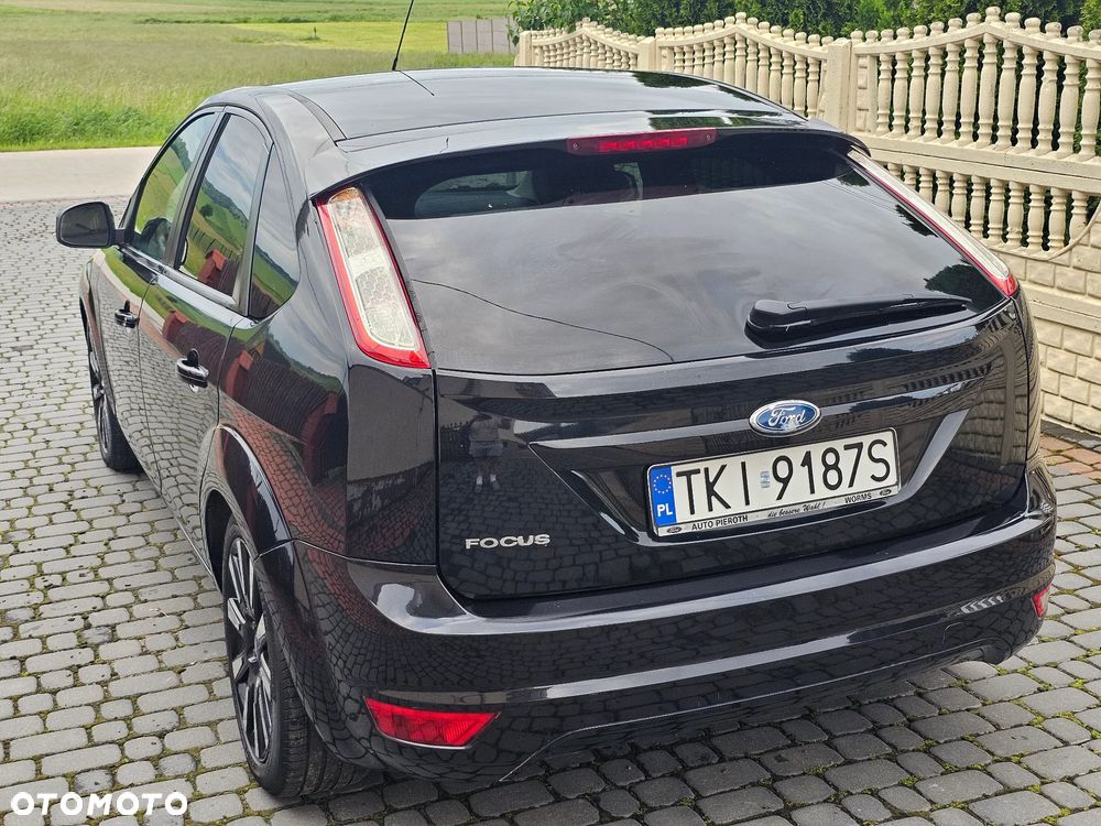 Ford Focus Turnier 1.6 Ti-VCT Style - 3