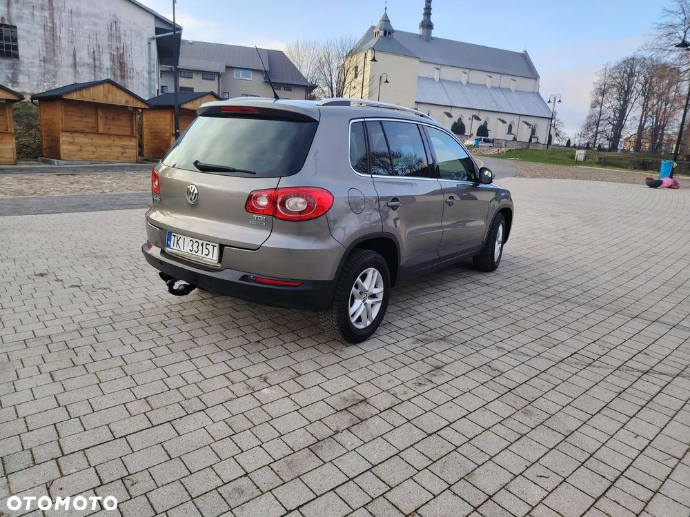 Volkswagen Tiguan 2.0 TDI DPF BlueMotion Technology Trend & Fun - 5