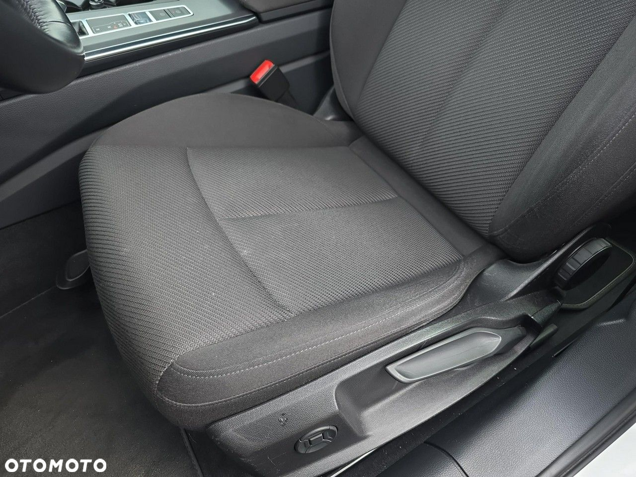 Audi A6 Avant 45 TDI quattro tiptronic - 12