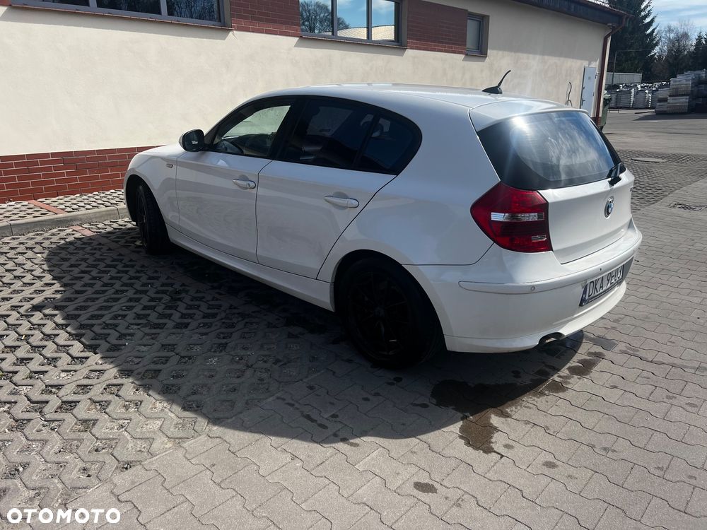 BMW Seria 1 118d - 9