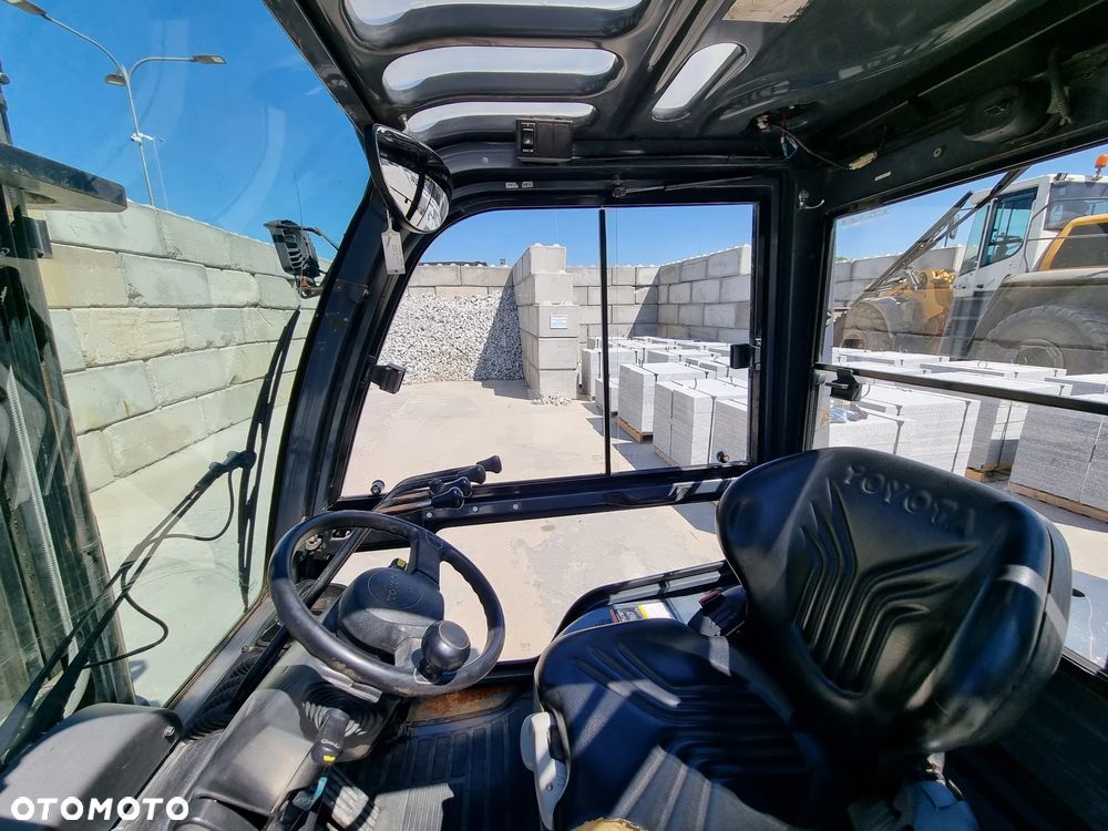 Toyota 02-8FDF30 3000kg Wózek widłowy - 16