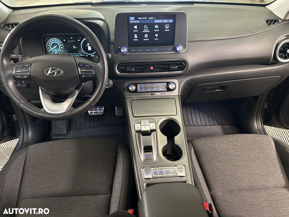Hyundai KONA - 10
