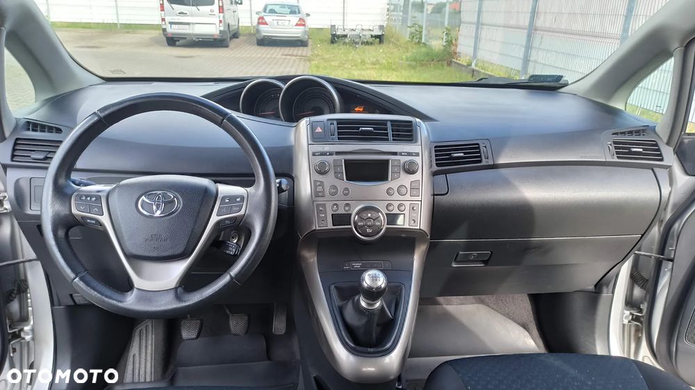 Toyota Verso 2.0 D-4D Luna - 14