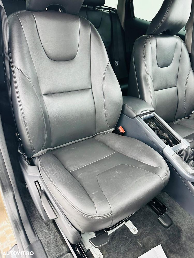 Volvo XC 60 D3 Summum - 20