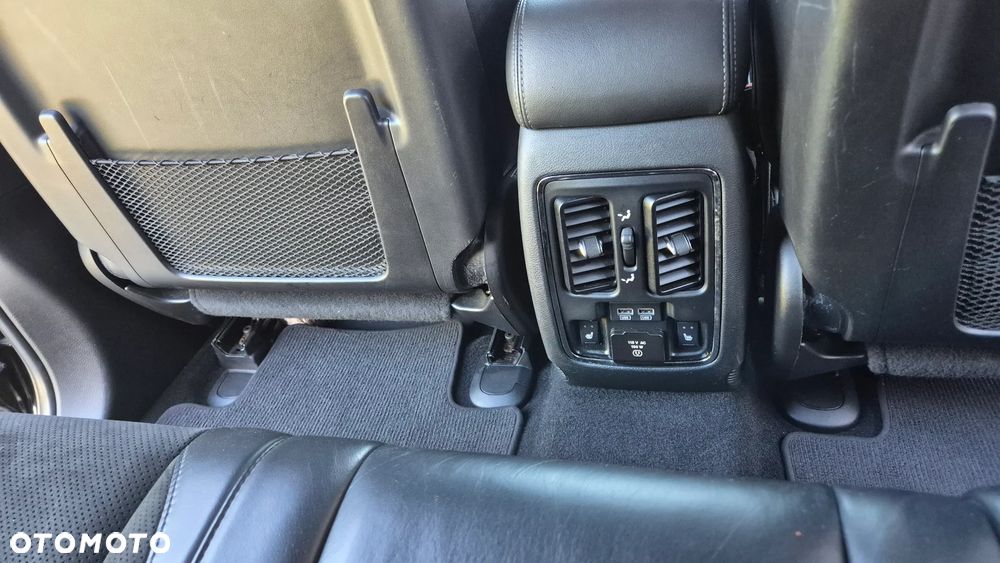 Jeep Grand Cherokee 6.4 V8 SRT8 - 11