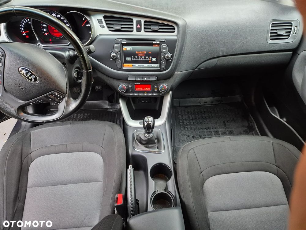 Kia Ceed - 4