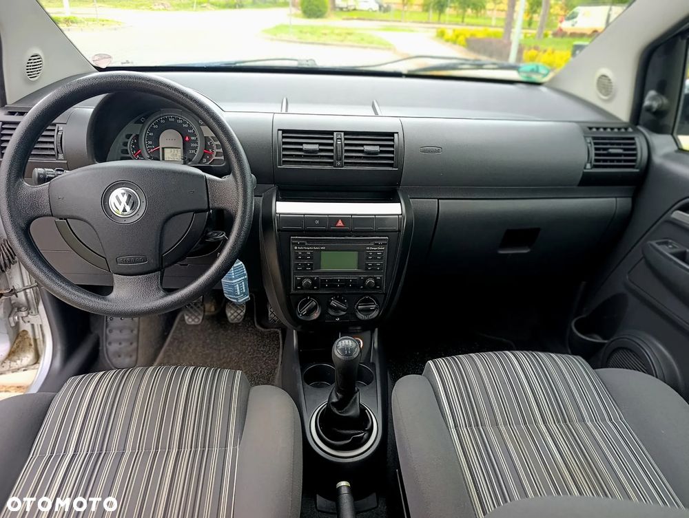 Volkswagen Fox 1.2 Style - 11