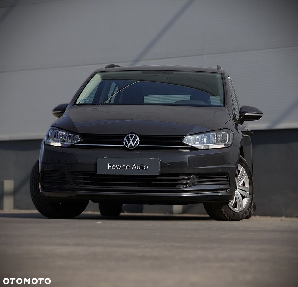 Volkswagen Touran 2021 photo 2