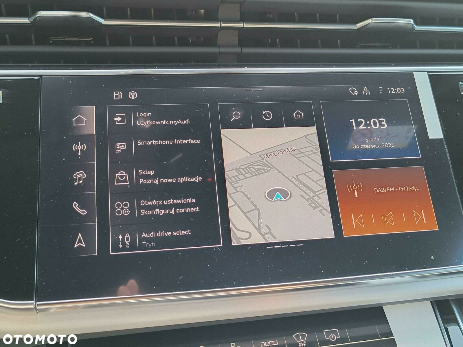 Audi Q8 - 12