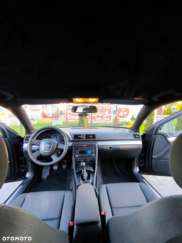 Audi A4 Limousine 1.6 - 8
