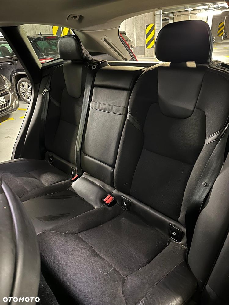 Volvo XC 60 D4 Momentum Pro - 15