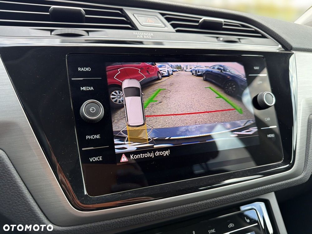 Volkswagen Touran 2.0 TDI BMT Comfortline DSG - 30