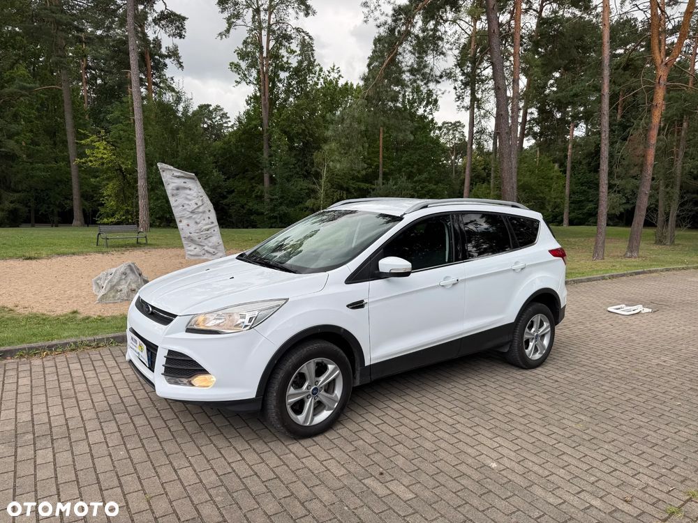 Ford Kuga - 12